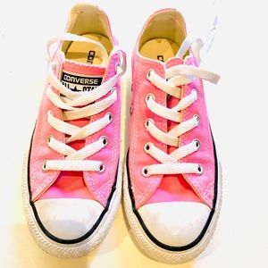 Converse/ chuck taylor little kids shoes pink 13.5